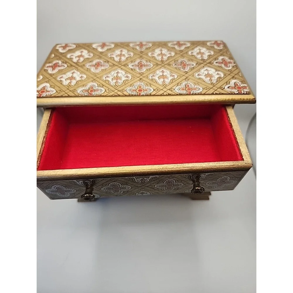 VTG 3 Drawer Musical Red & Gold Gilt Footed Jelery Box